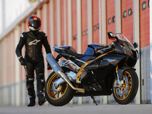 Vestimenta en moto