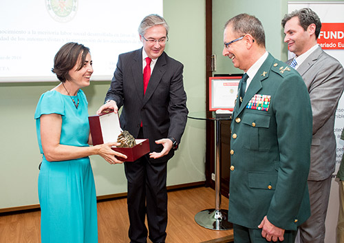 Fundacin CEA concede su premio Seguridad Vial 2016 a la Agrupacin de Trfico de la Guardia Civil