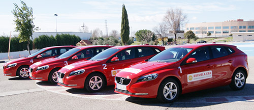 VOLVO ser el coche oficial de la Escuela CEA de Conduccin