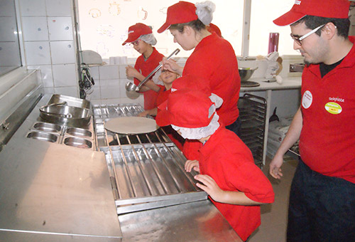 Maestros Pizzeros Telepizza