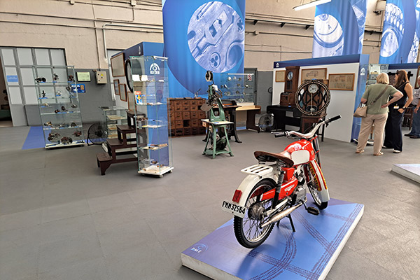 Exposición: Historia en Movimiento