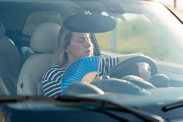 Consejos para conducir seguros durante una ola de calor