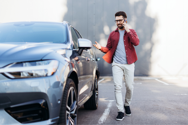 Trabajadores que utilizan su coche particular para trabajar: riesgos y obligaciones de la empresa Trabajadores que utilizan su coche particular para trabajar: riesgos y obligaciones de la empresa