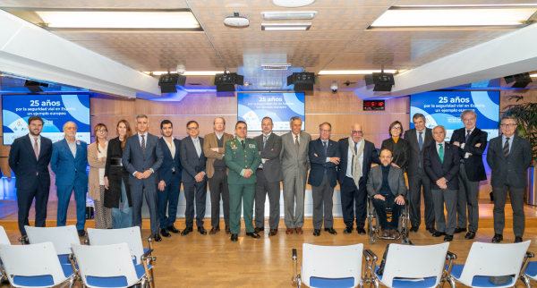 Compromiso con la seguridad vial Compromiso con la seguridad vial