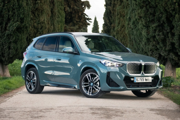 BMW iX1 eDrive20, el SUV Premium eléctrico más equilibrado