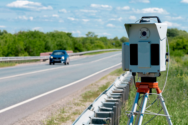 Los radares: diferencias entre avisador, detector e inhibidor